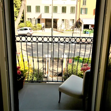 Gemma Oda ve Kahvaltı